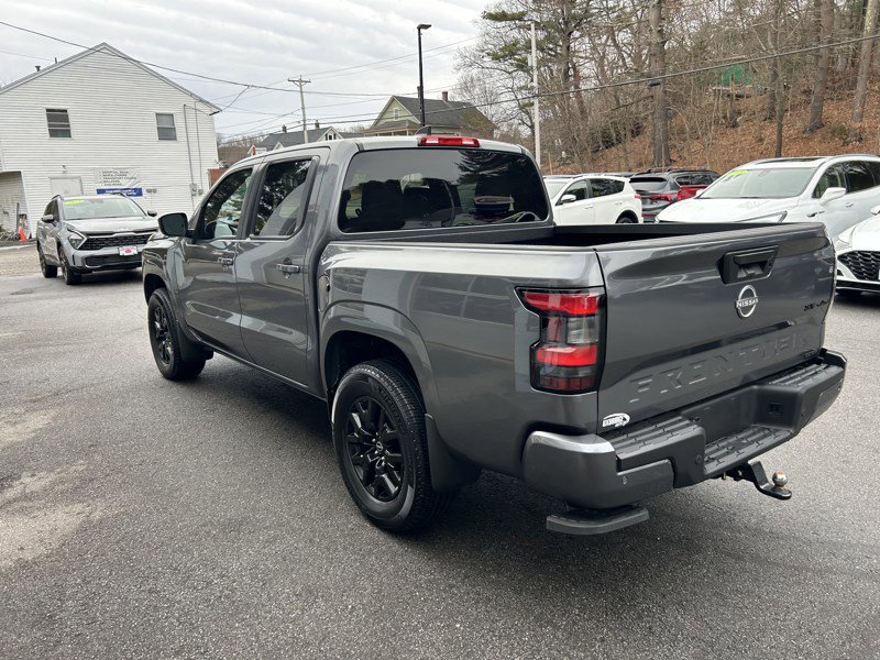 Used 2023 Nissan Frontier SV w/ Midnight Edition Package image 5