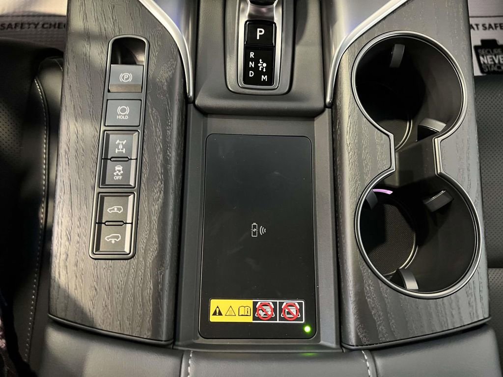 New 2026 Lexus LX 700h Luxury image 31