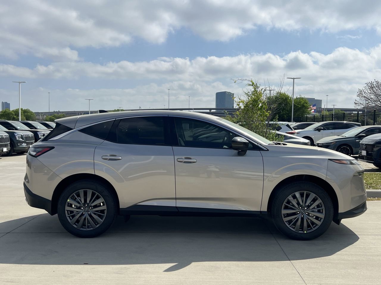 New 2026 Nissan Murano SL image 3