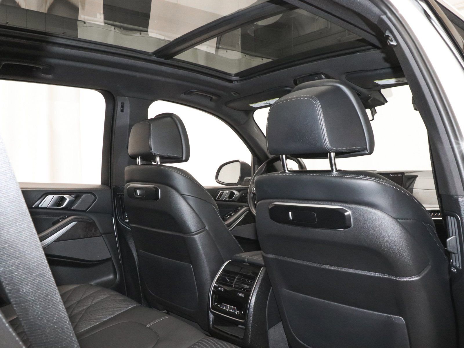 Used 2025 BMW X5 xDrive40i image 26