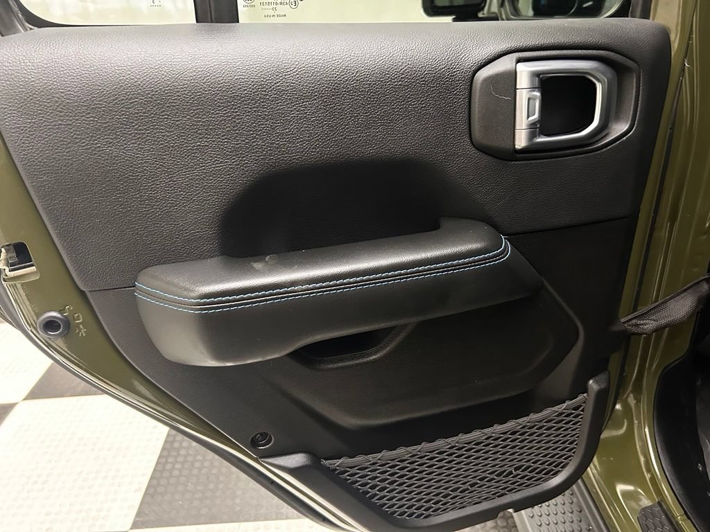 Used 2024 Jeep Wrangler High Altitude AWD/4WD image 13