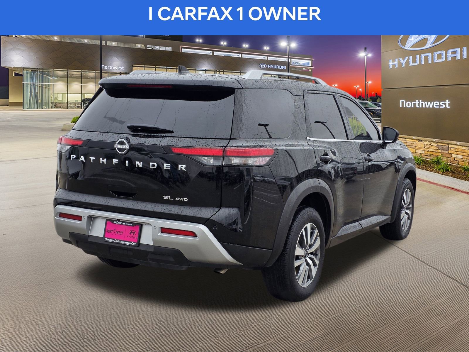 Used 2025 Nissan Pathfinder SL image 7