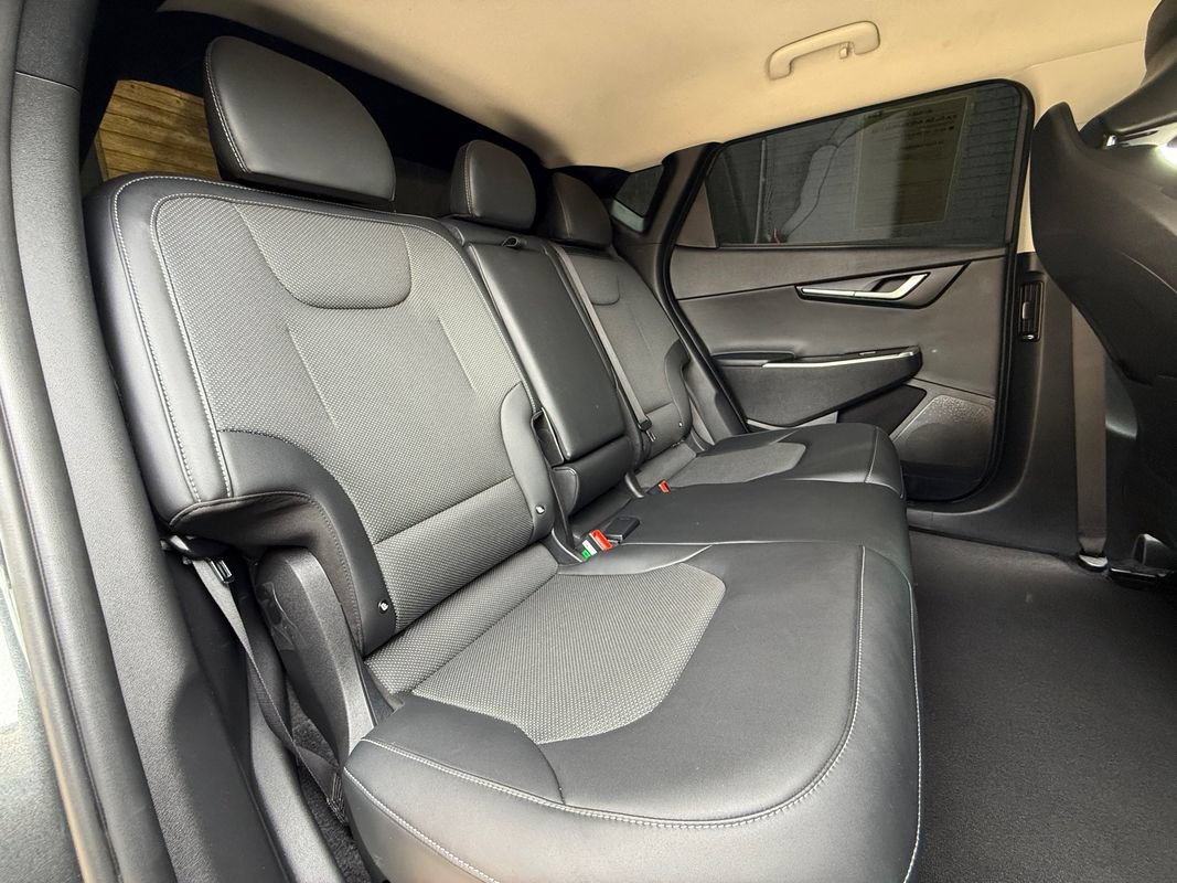 Used 2024 Kia EV6 Light AWD/4WD image 21
