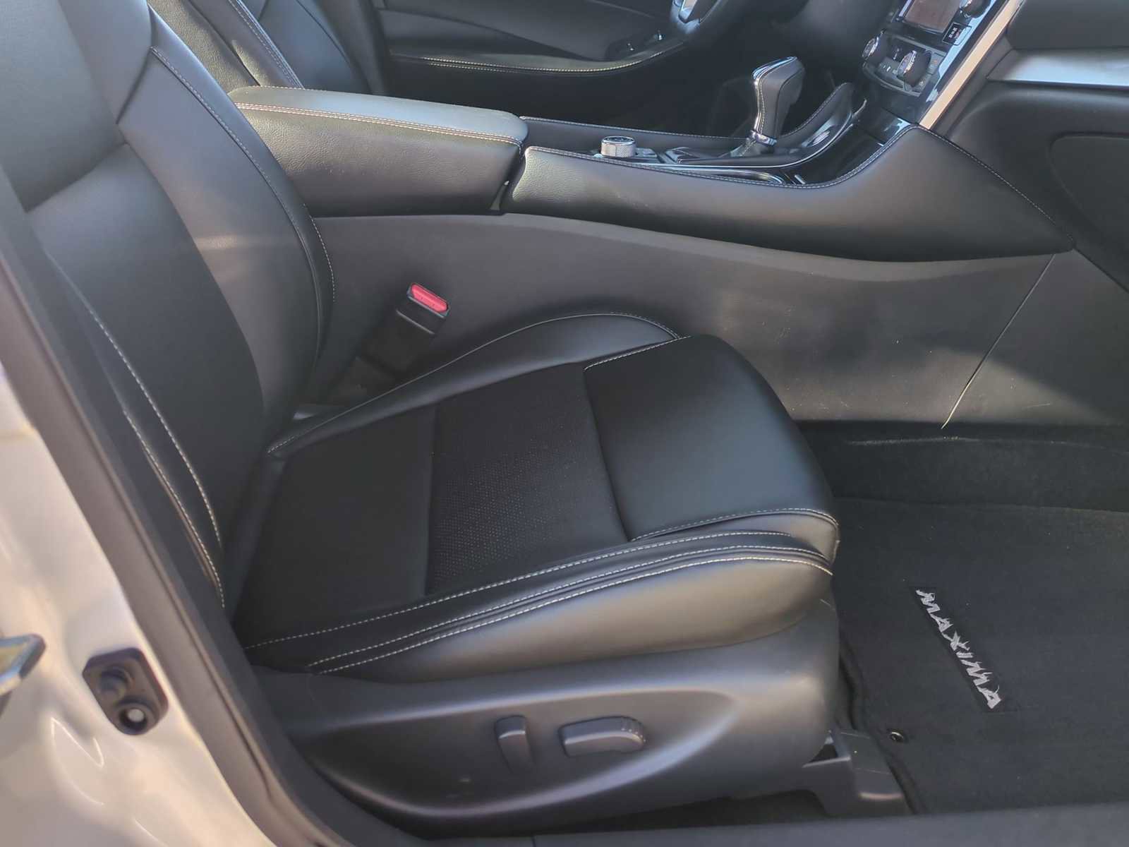 Used 2023 Nissan Maxima SV w/ Floor Mat Group image 28