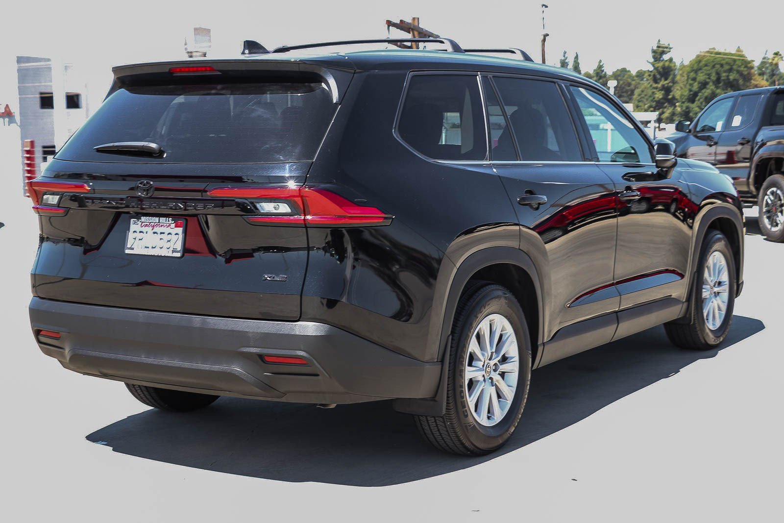 Certified 2024 Toyota Grand Highlander FWD image 7