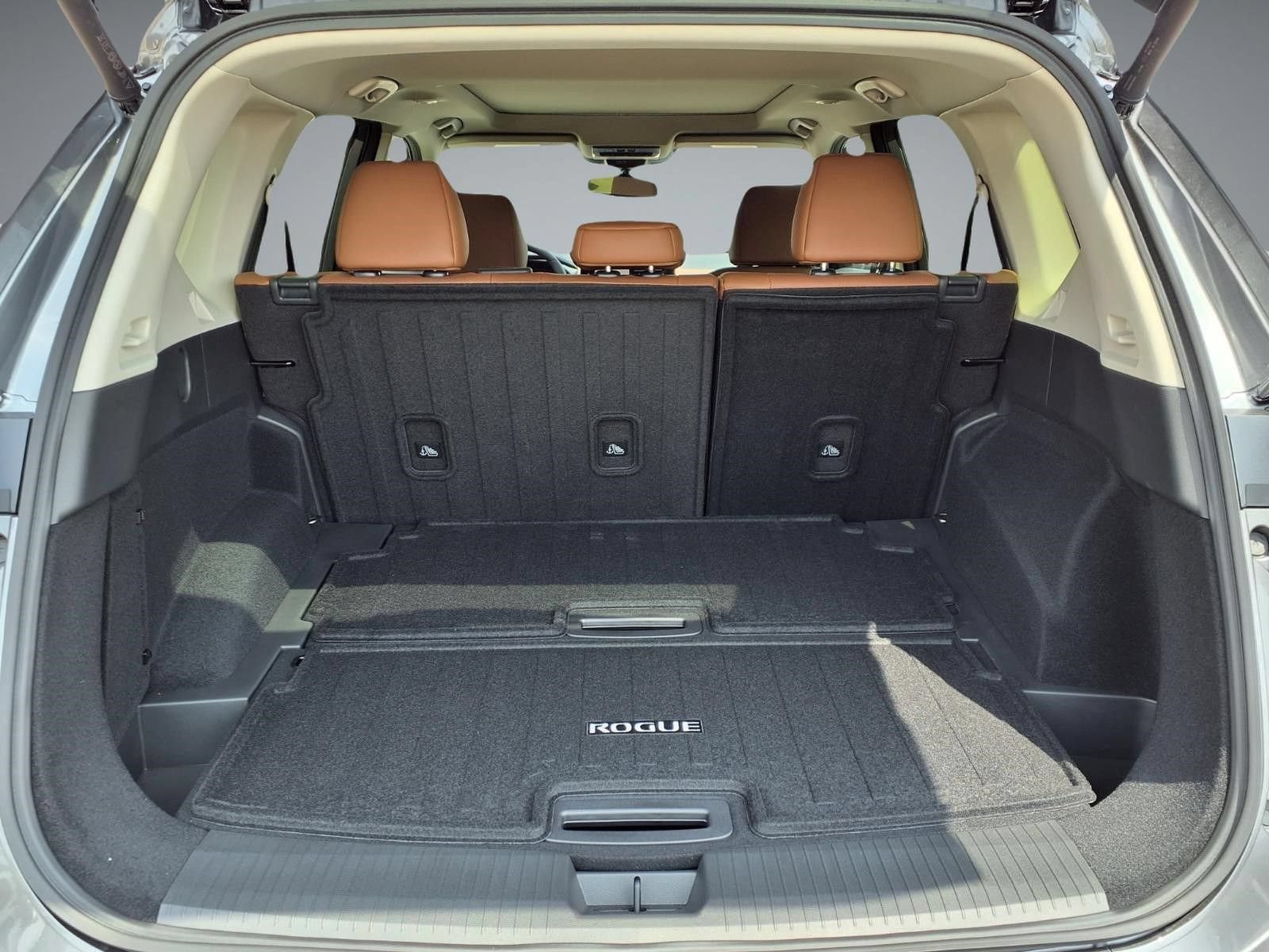 New 2026 Nissan Rogue Platinum AWD/4WD image 12