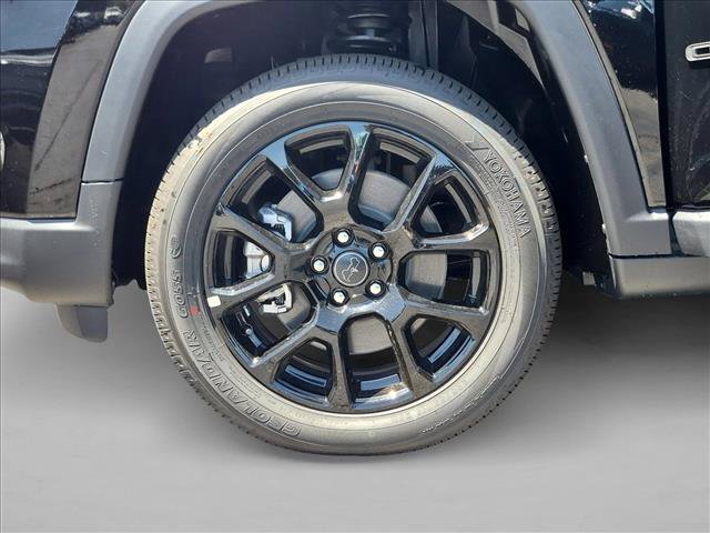 New 2026 Jeep Compass Latitude AWD/4WD image 9