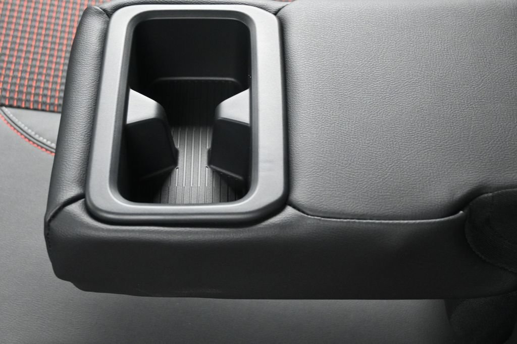 New 2026 Nissan Kicks SR w/ Cold Weather Package FWD image 20