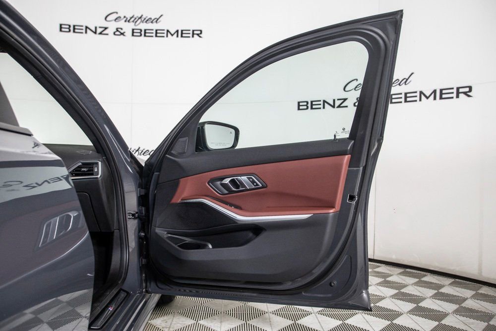 Used 2023 BMW 330e xDrive w/ M Sport Package image 17