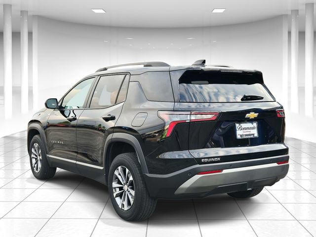 Used 2025 Chevrolet Equinox LT w/ Convenience Package II FWD image 3