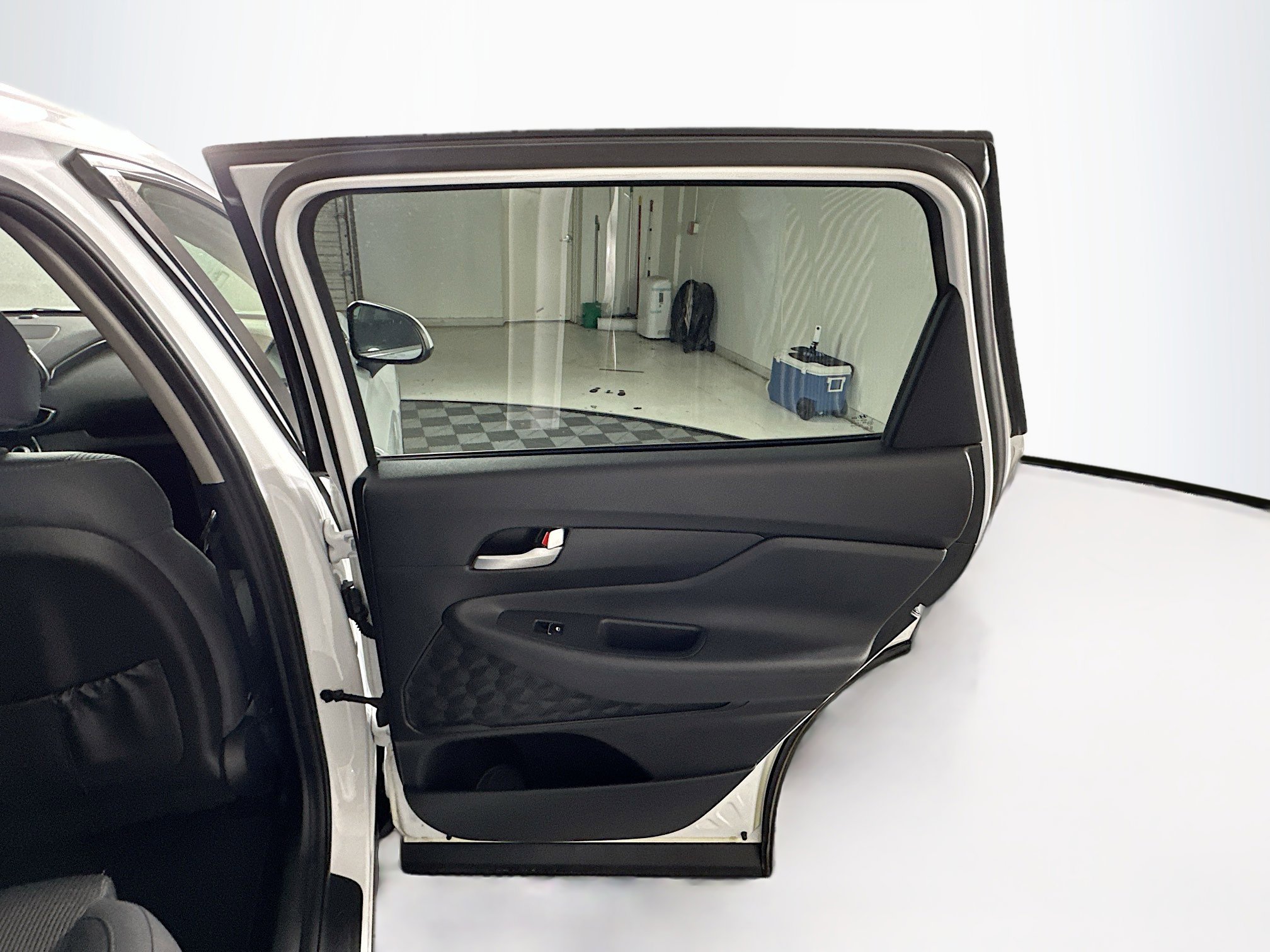 Used 2019 Hyundai Santa Fe SE FWD image 28