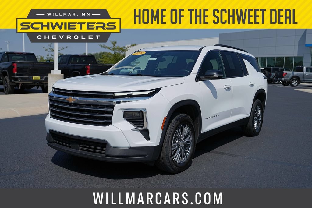 Used 2026 Chevrolet Traverse LT