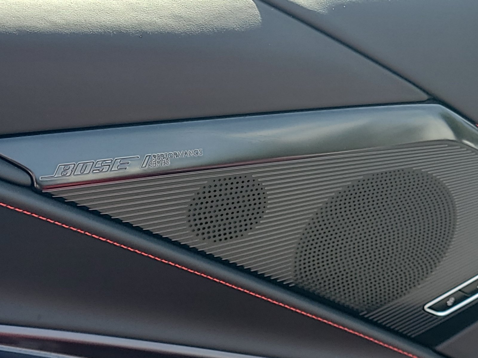 Used 2024 Chevrolet Corvette Stingray Premium Conv w/ Z51 Performance Package RWD image 25