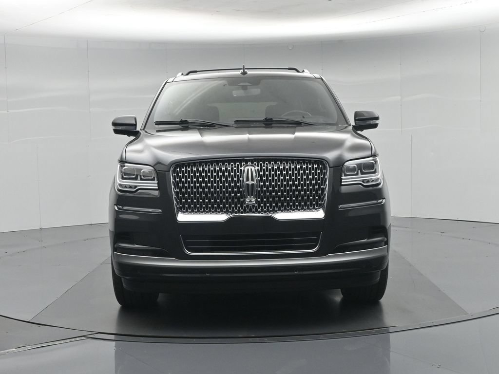 Used 2023 Lincoln Navigator L Reserve AWD/4WD image 28