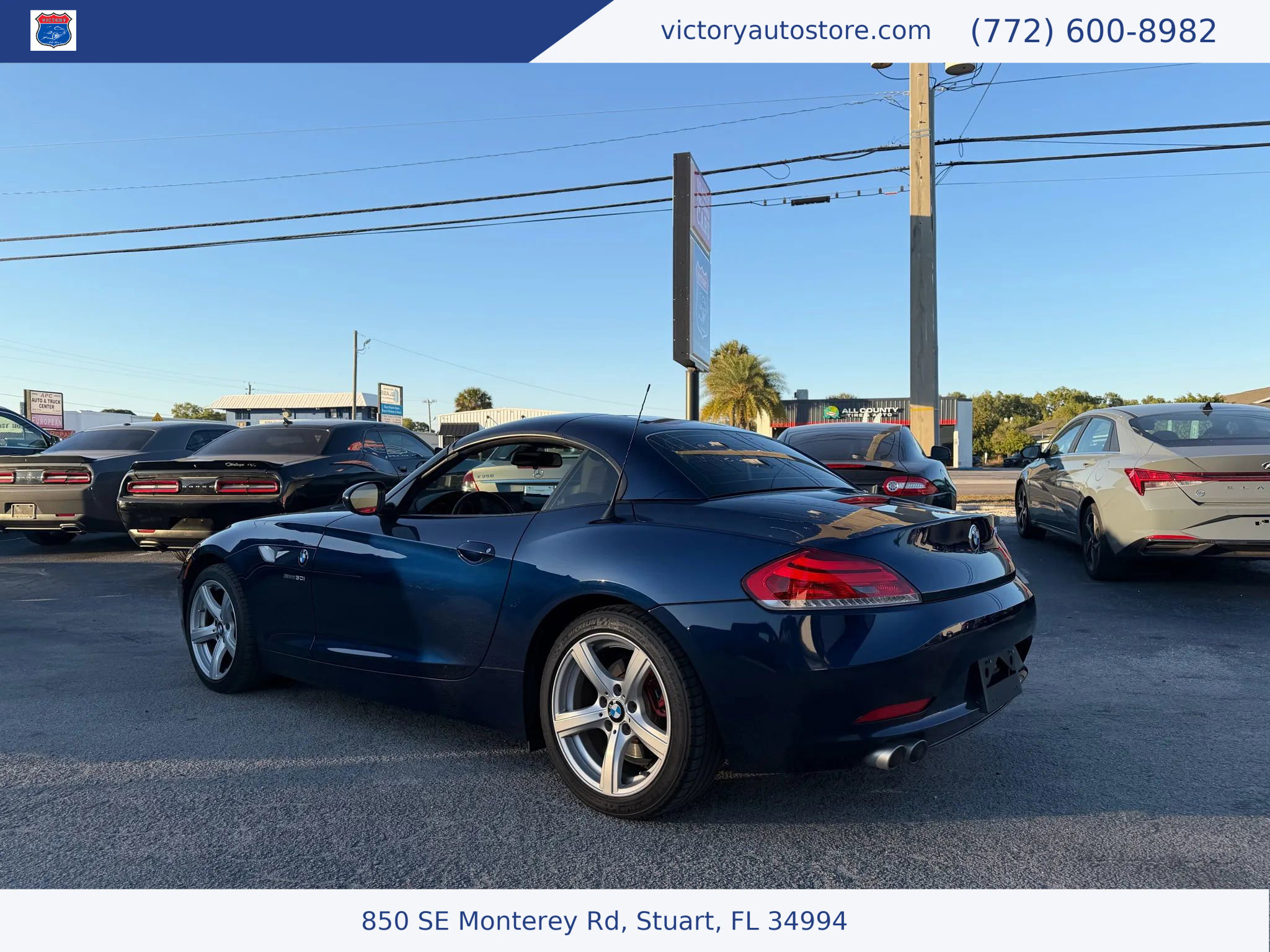 Used 2009 BMW Z4 sDrive30i image 7