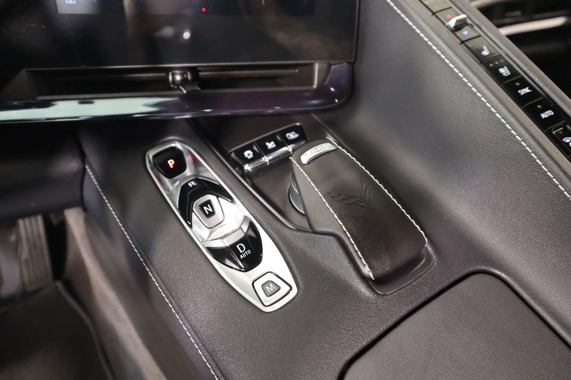Used 2024 Chevrolet Corvette Stingray Preferred Conv w/ Z51 Performance Package image 7