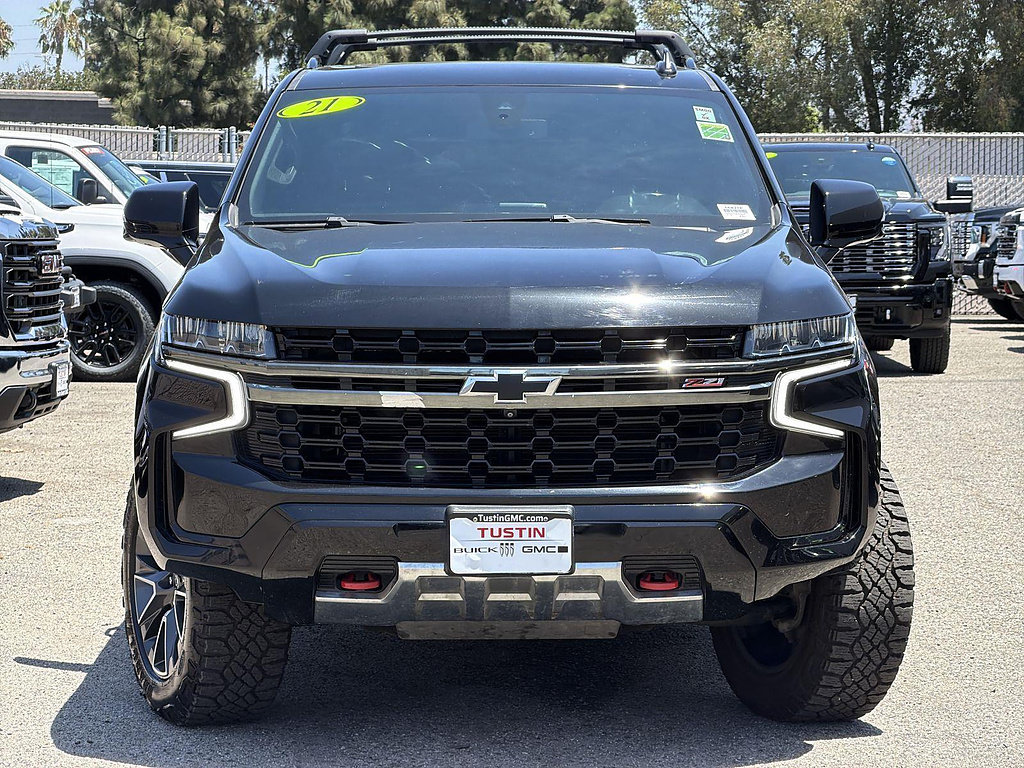 Used 2021 Chevrolet Tahoe Z71 w/ Z71 Off-Road Package AWD/4WD image 2