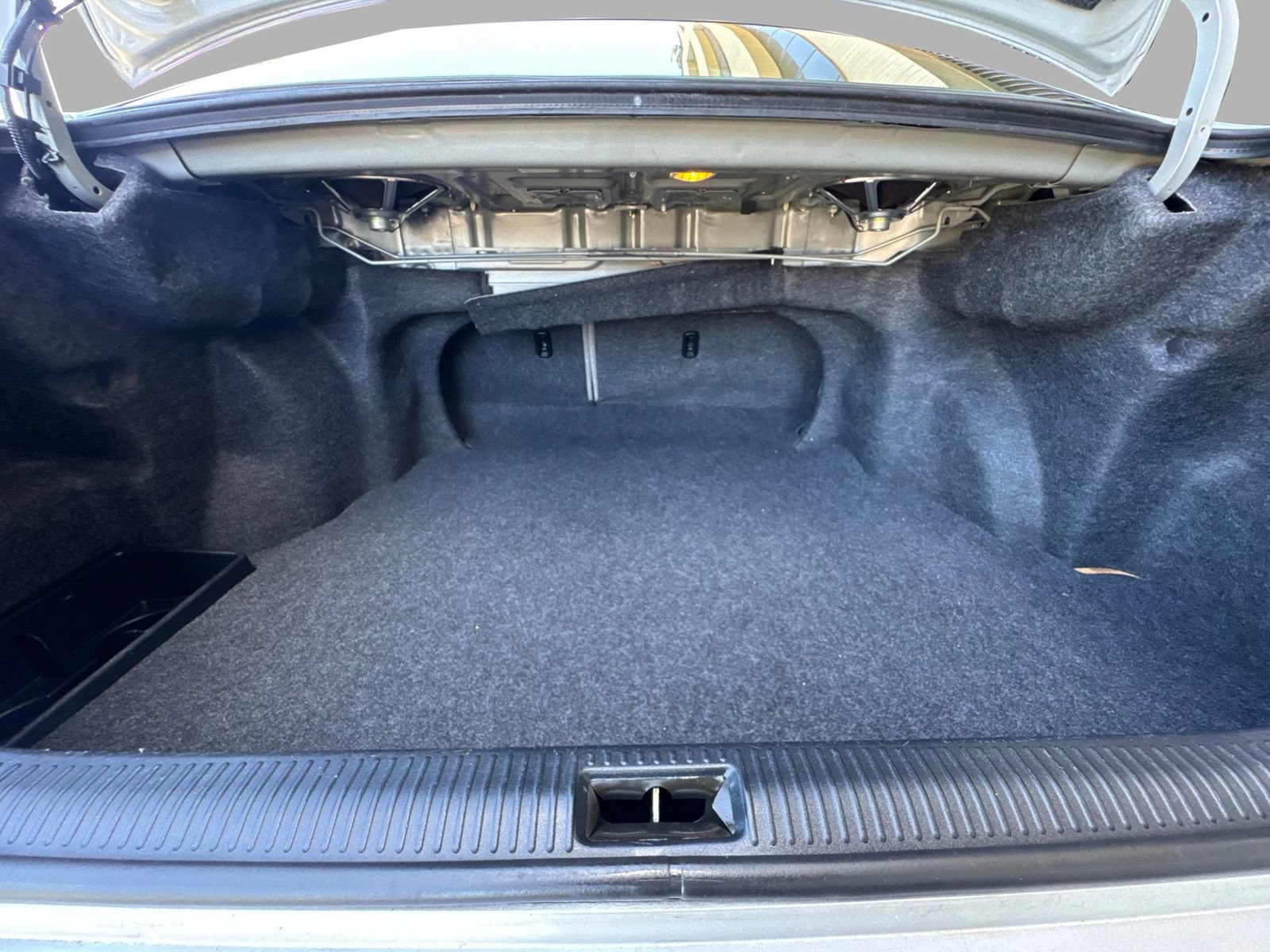 Used 2005 Toyota Camry LE FWD image 47
