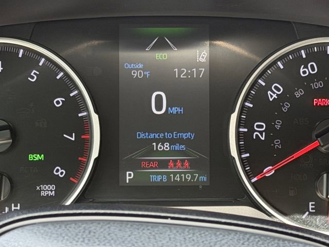 Certified 2022 Toyota RAV4 XLE w/ Convenience Package FWD image 16
