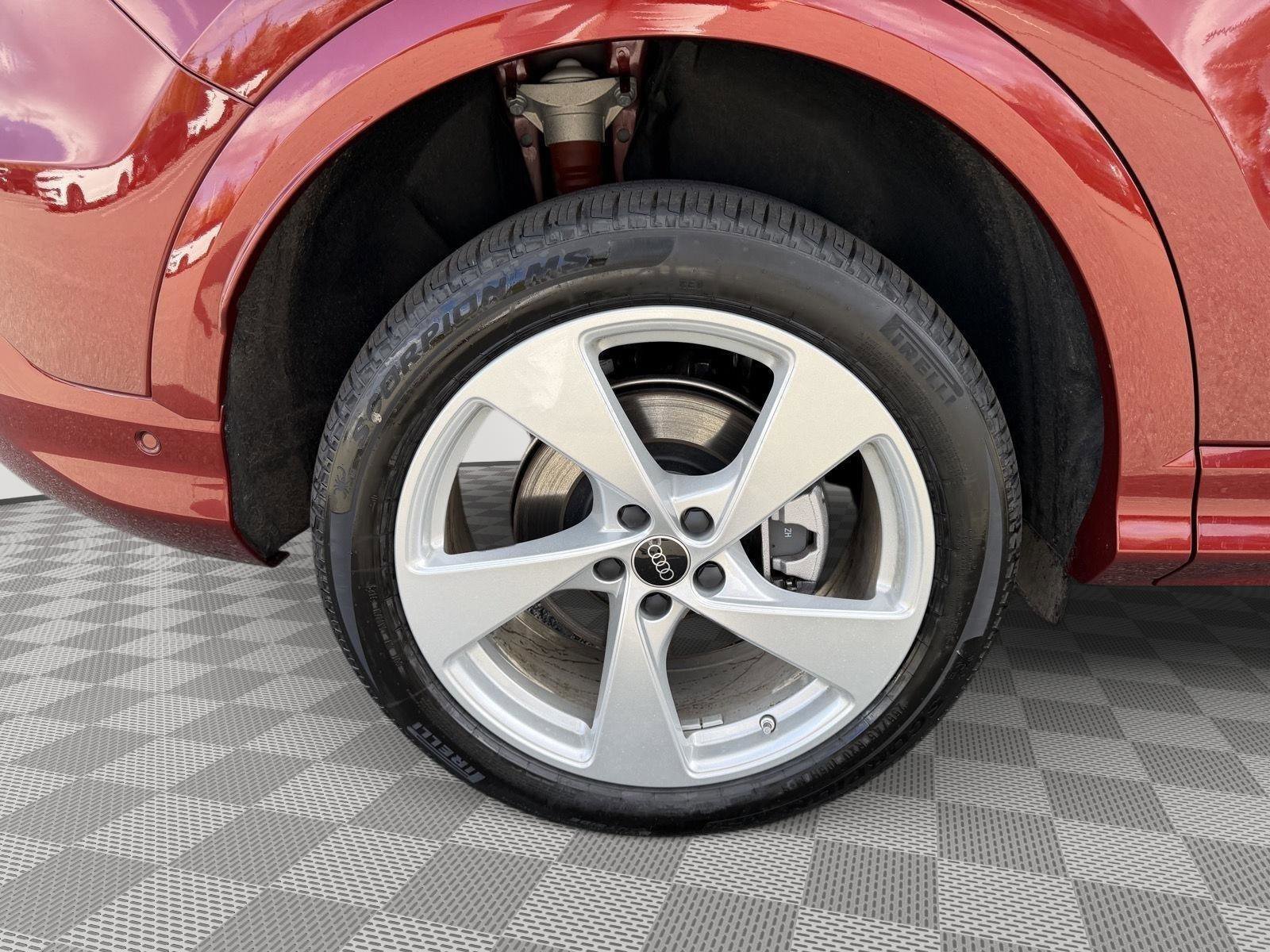 Used 2025 Audi Q5 Premium Plus image 9