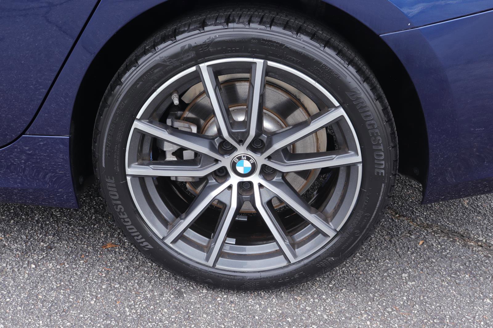 Used 2020 BMW 330i Sedan w/ Premium Package image 35