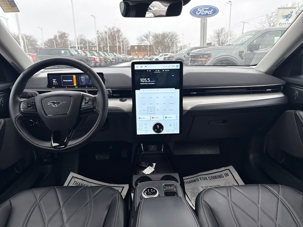 Used 2023 Ford Mustang Mach-E Select image 18