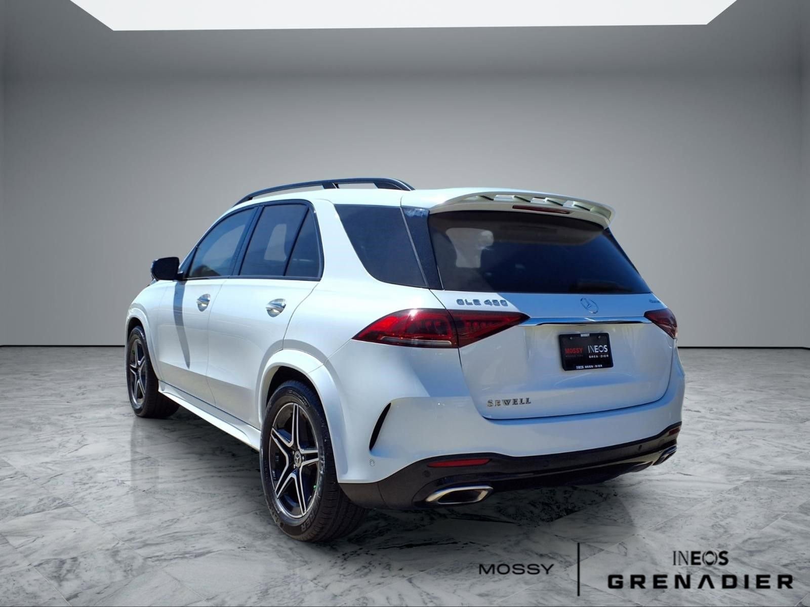 Used 2020 Mercedes-Benz GLE 450 4MATIC image 2