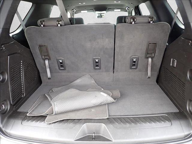 Used 2023 GMC Yukon SLE AWD/4WD image 8