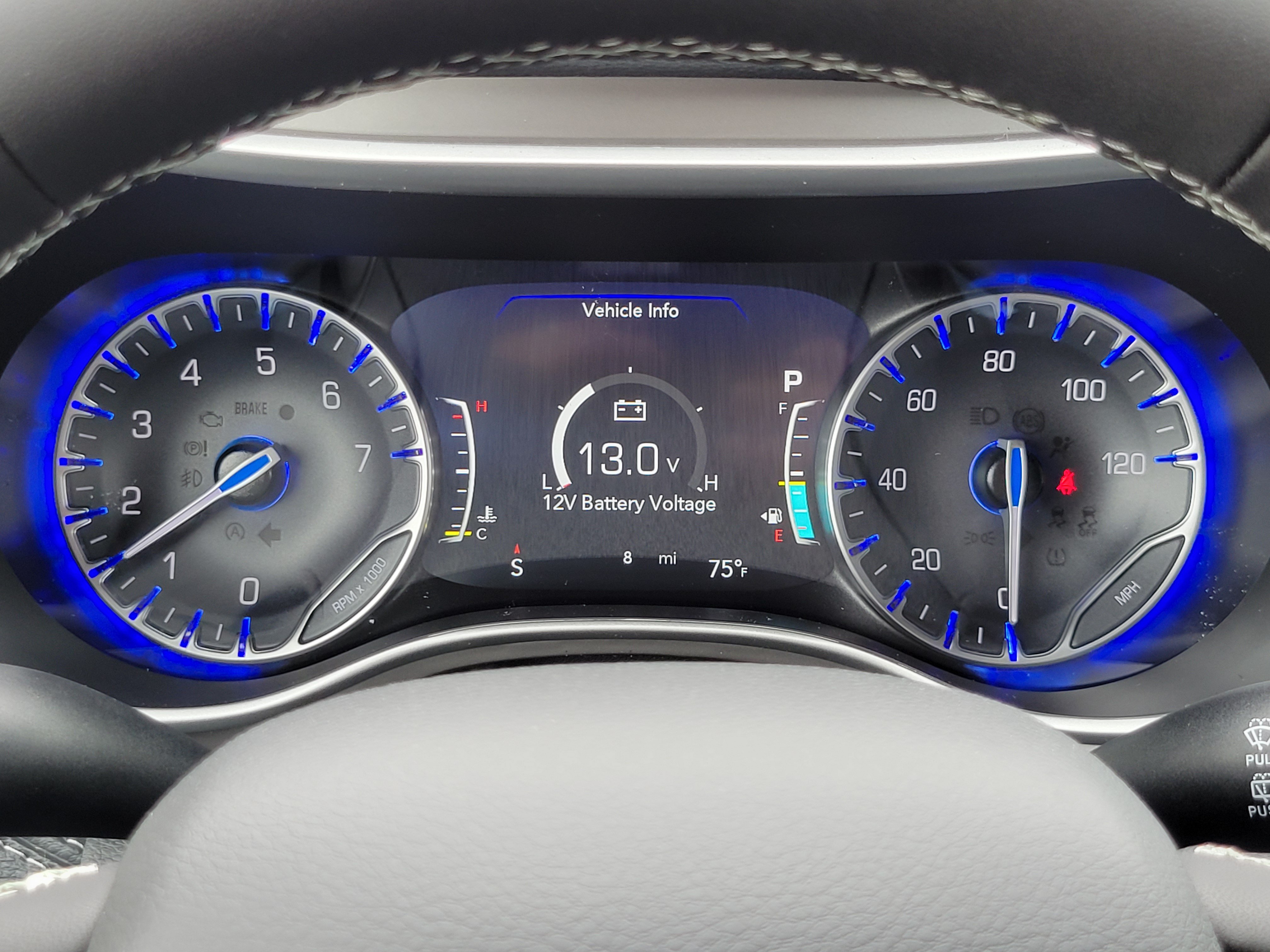 New 2027 Chrysler Pacifica Limited FWD image 10
