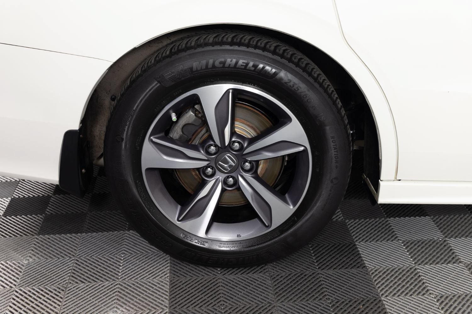 Used 2018 Honda Odyssey Touring image 46