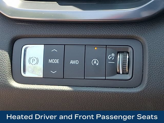 Used 2025 GMC Acadia AT4 w/ LPO, Floor Liner Package AWD/4WD image 9