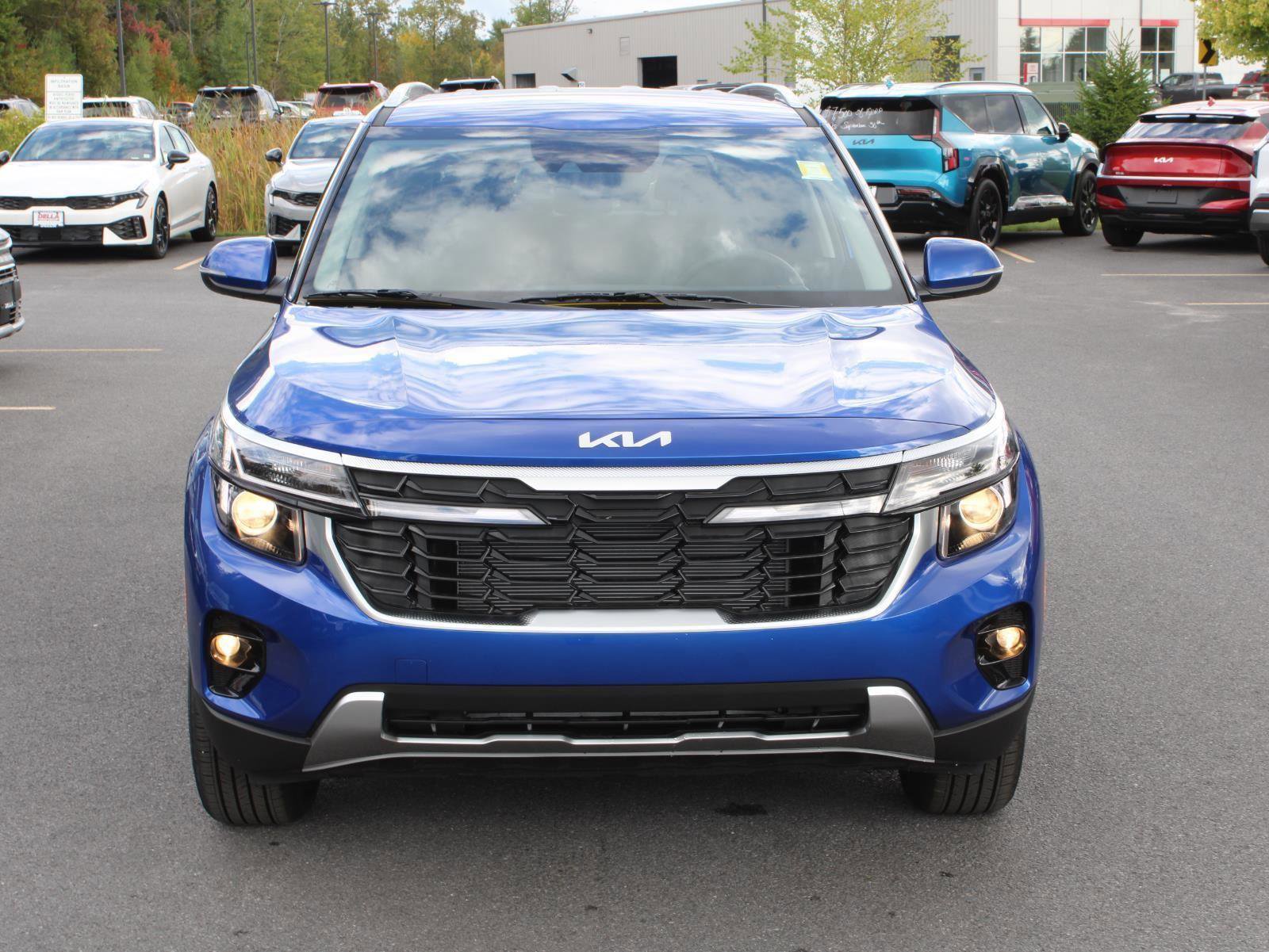 New 2026 Kia Seltos S image 2