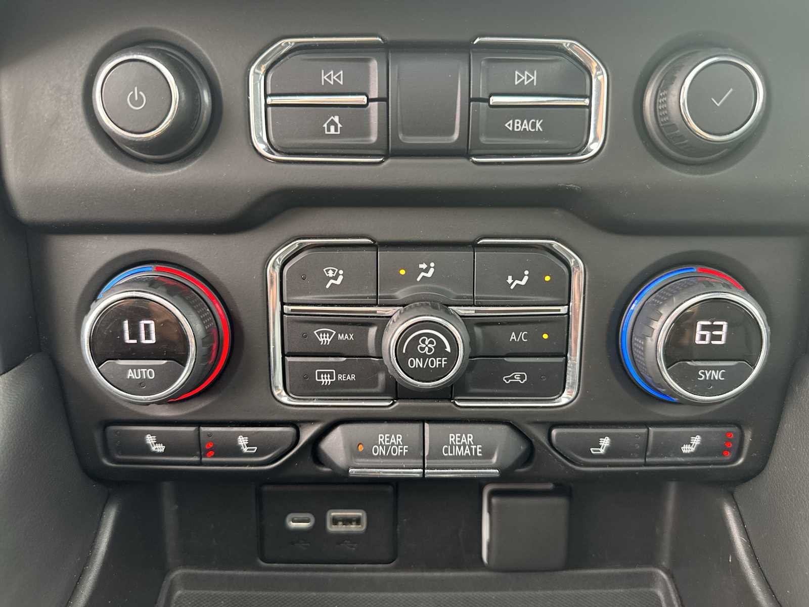 Certified 2021 Chevrolet Tahoe RST AWD/4WD image 18
