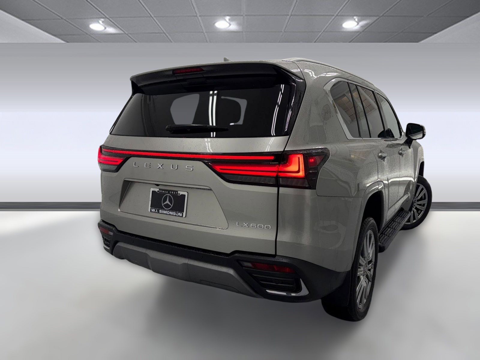 Used 2022 Lexus LX 600 4WD w/ Ultra Luxury Package image 8