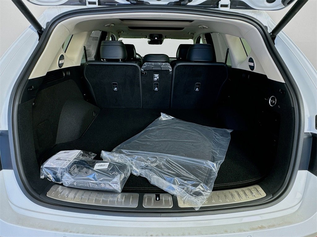 Certified 2025 Genesis GV80 2.5T Prestige image 28