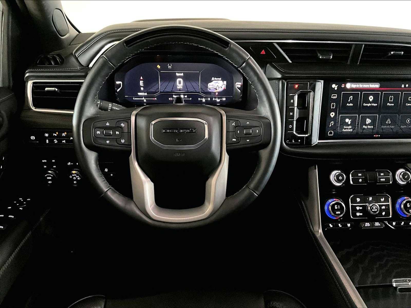 Used 2024 GMC Yukon XL Denali w/ Denali Reserve Package image 16