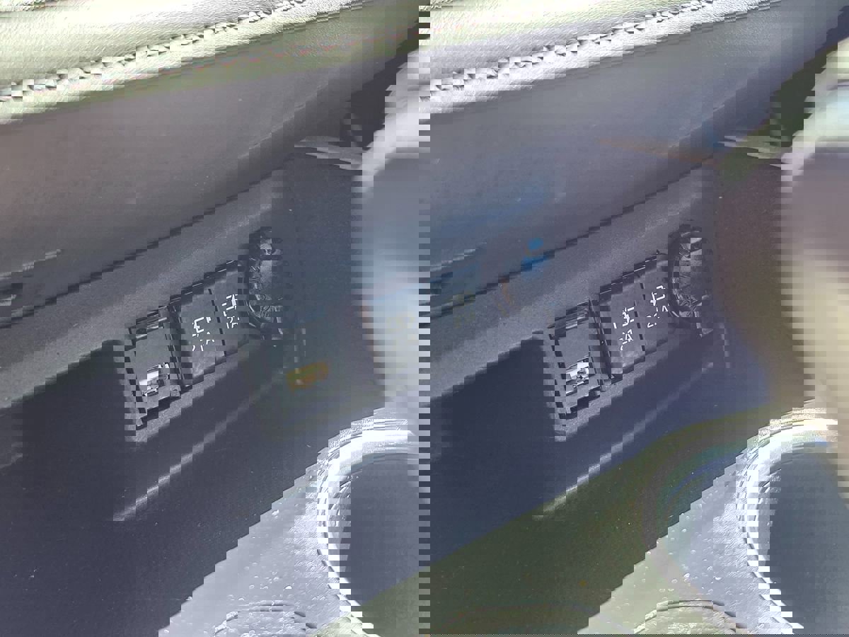 Used 2020 Toyota Highlander XLE image 41