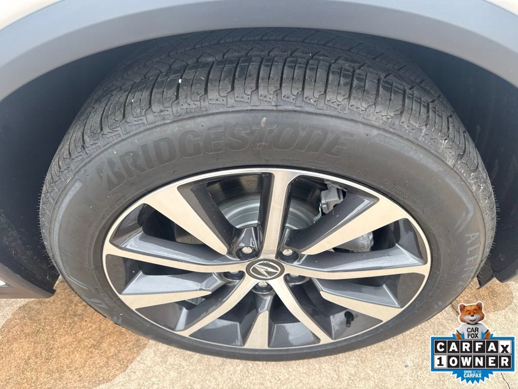 Certified 2026 Acura MDX FWD w/ Technology Package image 37