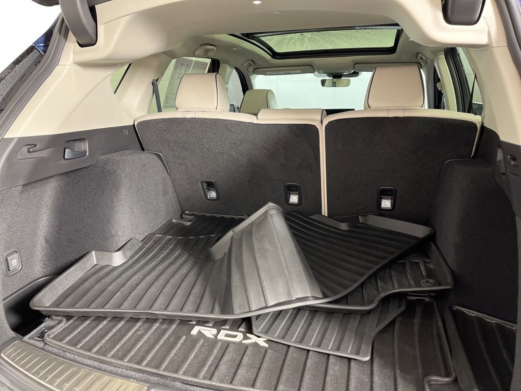 Certified 2025 Acura RDX SH-AWD w/ Advance Package image 9