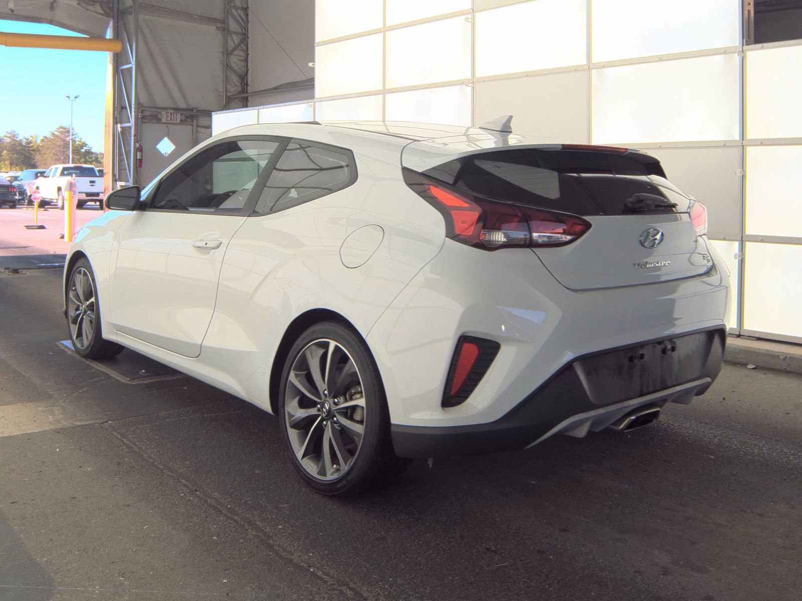 Used 2020 Hyundai Veloster 2.0 Premium FWD image 6