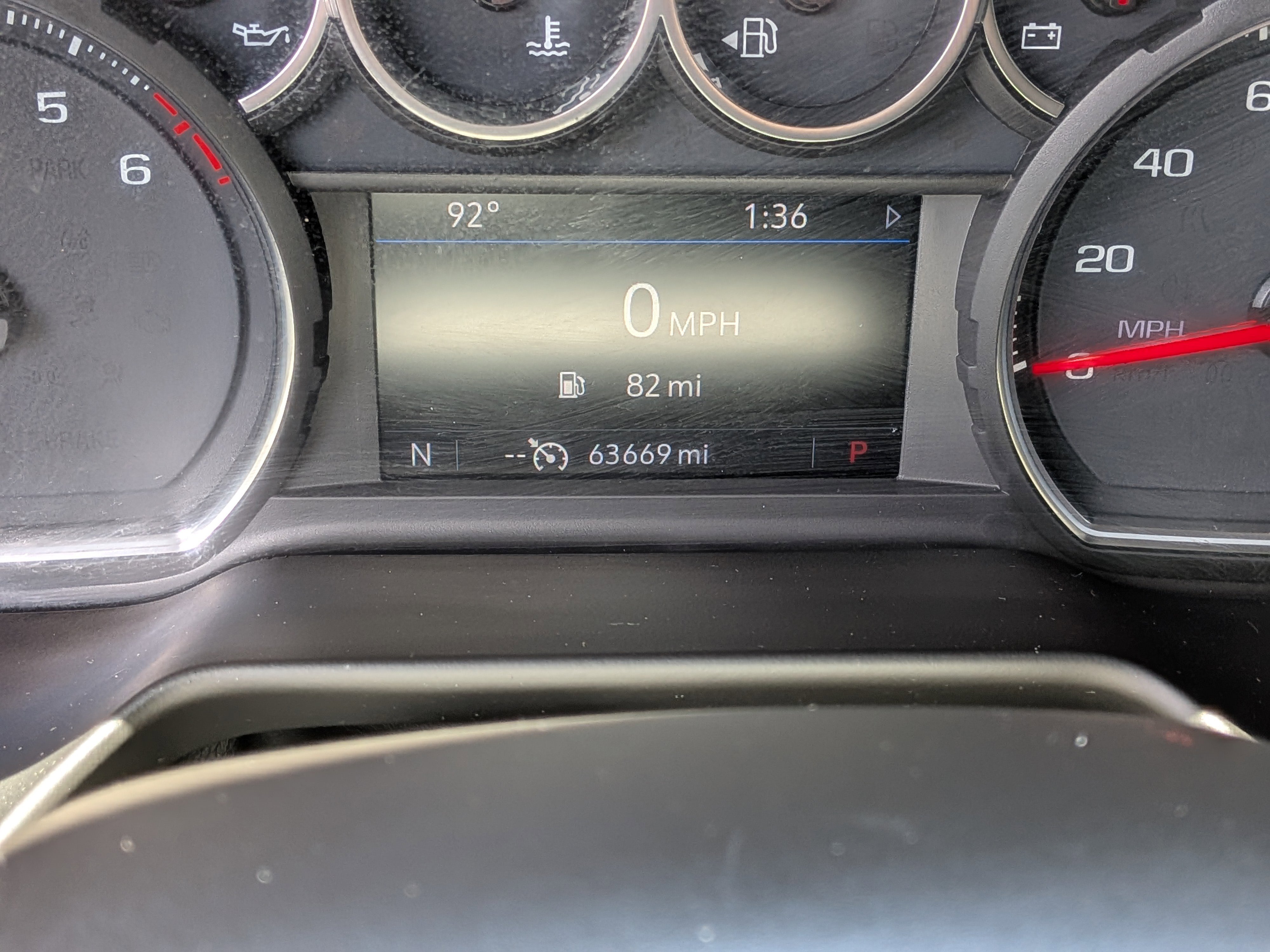 Used 2021 Chevrolet Suburban LT w/ Luxury Package RWD image 27