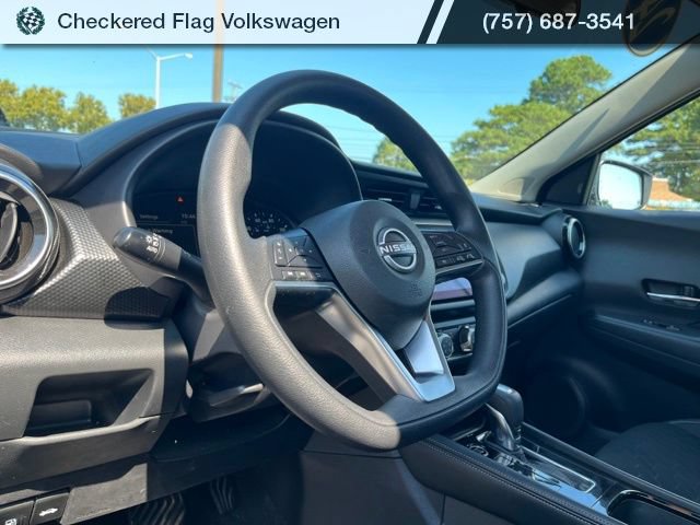 Used 2024 Nissan Kicks SV FWD image 18