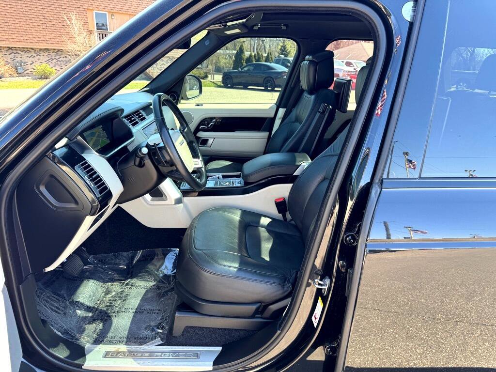 Used 2018 Land Rover Range Rover Supercharged image 21