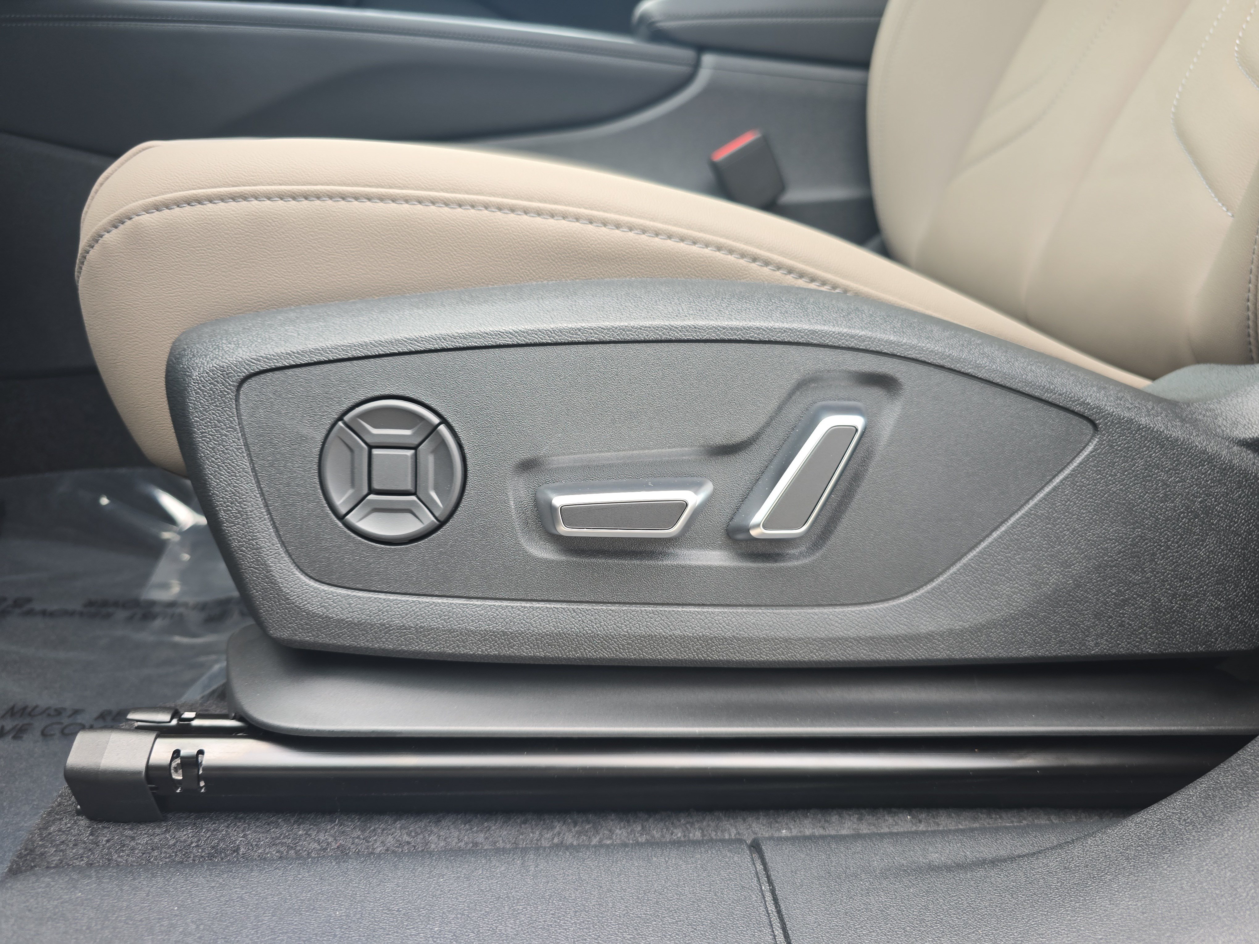 New 2026 Audi Q3 quattro 2.0T AWD/4WD image 25
