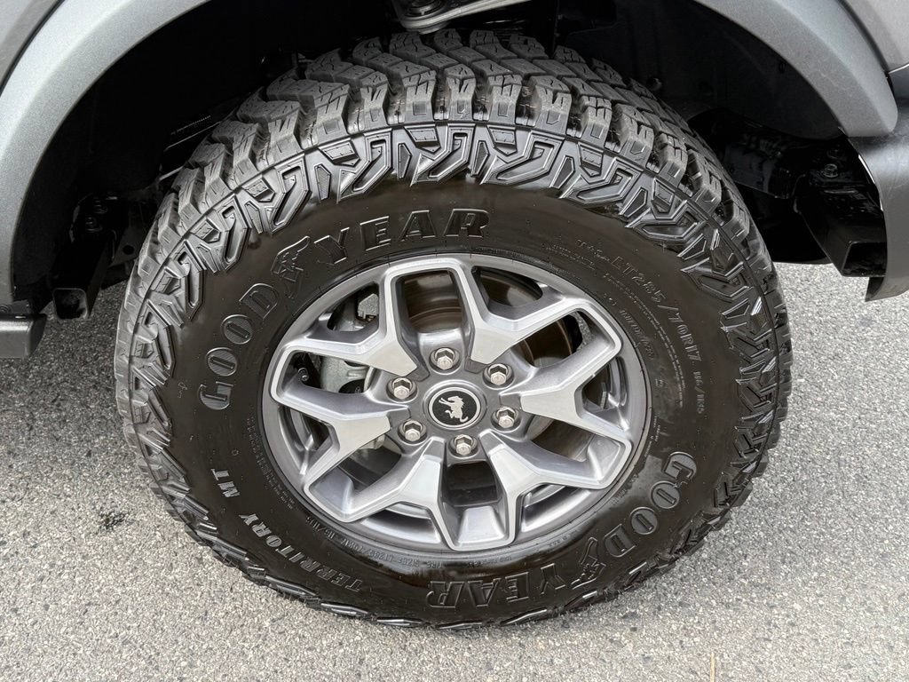 Used 2025 Ford Bronco Badlands AWD/4WD image 15