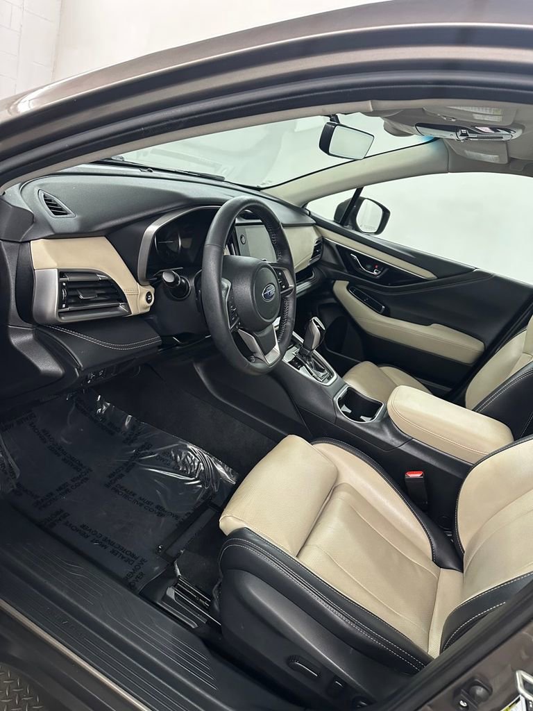 Used 2021 Subaru Outback Limited image 10