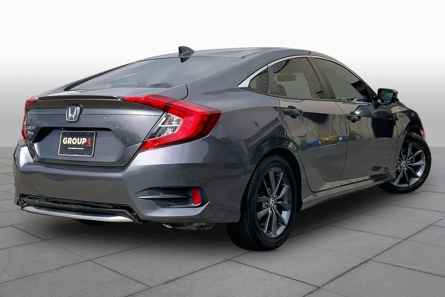 Used 2019 Honda Civic EX image 10
