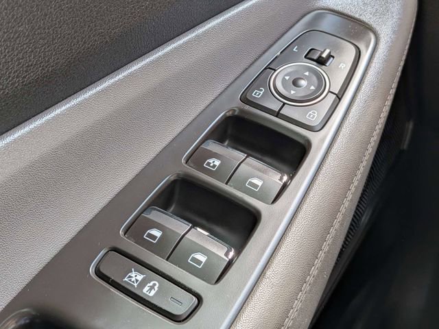 Used 2019 Hyundai Santa Fe SE image 27