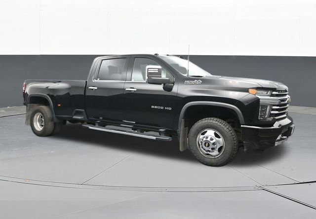 Used 2022 Chevrolet Silverado 3500 High Country w/ Snow Plow Prep/Camper Package image 21