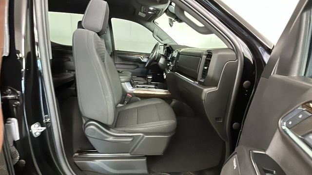 Used 2023 GMC Sierra 1500 Elevation w/ Preferred Package AWD/4WD image 30